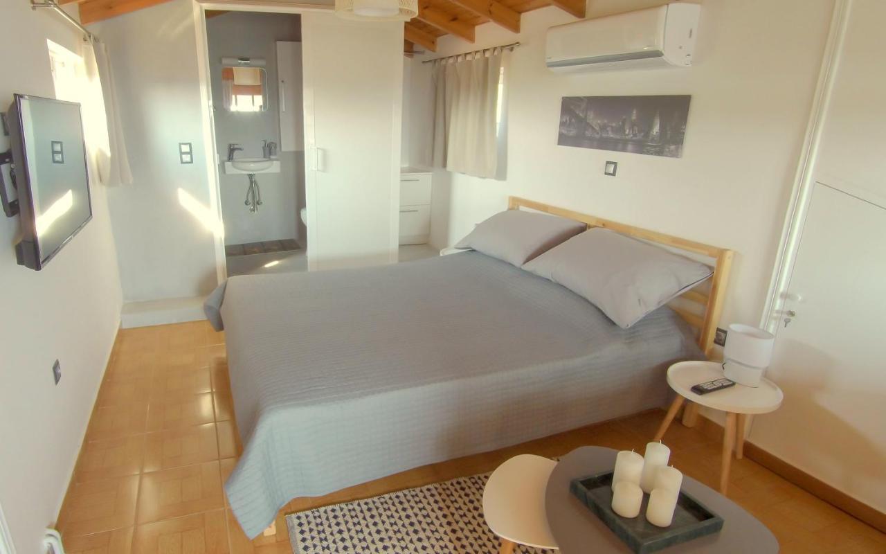 Augoustinos Silver - Sea Side Luxury Apartments Artemida  Exterior foto